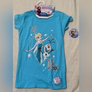 Frozen Girls shirt Size M That Sings “ Let It Go “ New batteries